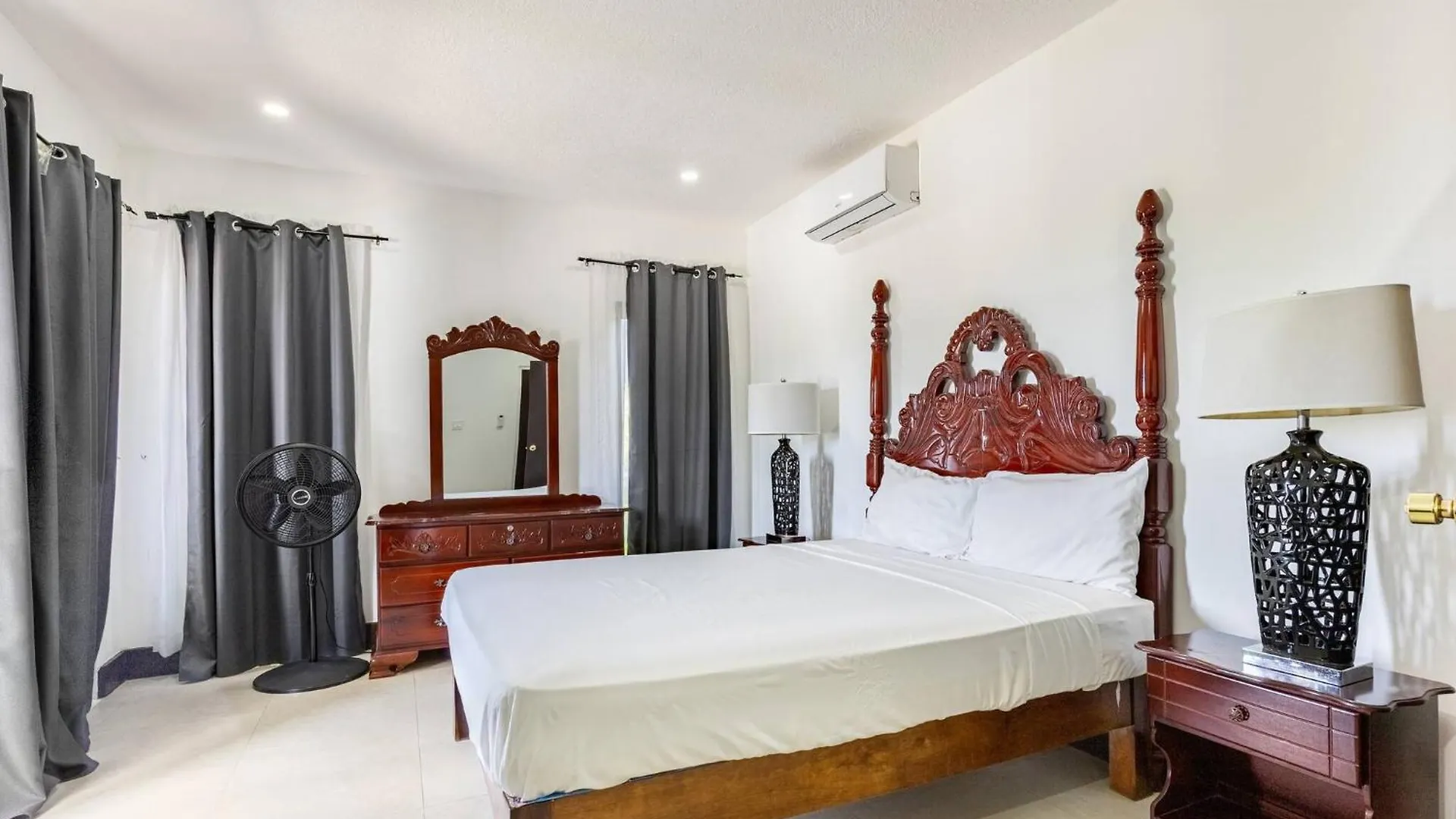 2 Bedroom Apartment Near Ocho Rios Runaway Bay Jamajka